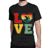 Vintage Love Dragon Retro 70s 80s Heart Farm Animals Classic T-shirt | Artistshot