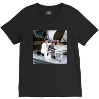 Liberace At The Piano V-neck Tee | Artistshot