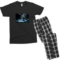 Thunder Bass Player - Bass Player In Storm Waves Men's T-shirt Pajama Set | Artistshot