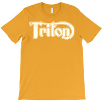 Triton Classic Motorcycles In Vintage Cream T-shirt | Artistshot