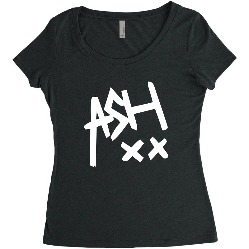 Ashton Ash Cropped Women's Triblend Scoop T-shirt | Artistshot