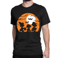 Peanuts  Halloween  Trick Or Treat Silhouettes Classic T-shirt | Artistshot