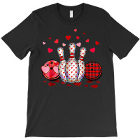 Buffalo Plaid Red Bowling Gnome Christmas Valentin T-shirt | Artistshot