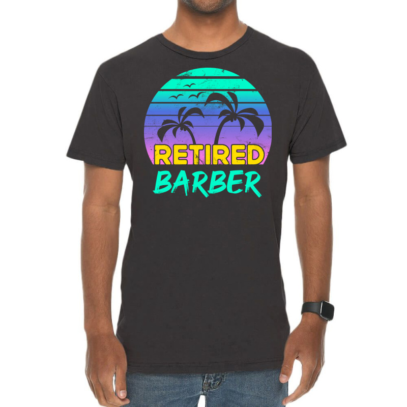 Retired Barber Retirement Gift Retro Retro Vintage T-shirt | Artistshot