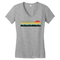 Esthetician Retro Sunset Skyline Design Women's V-neck T-shirt | Artistshot