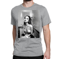 Angelina Jolie Classic T-shirt | Artistshot