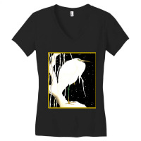 Hot Trend Egret In The Snow Women's V-neck T-shirt | Artistshot