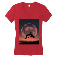 Flying Women's V-neck T-shirt | Artistshot