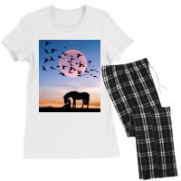 Horse And Woman Women's Pajamas Set | Artistshot