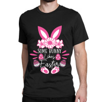 Easter Bunny Egg Hunting 2 Classic T-shirt | Artistshot