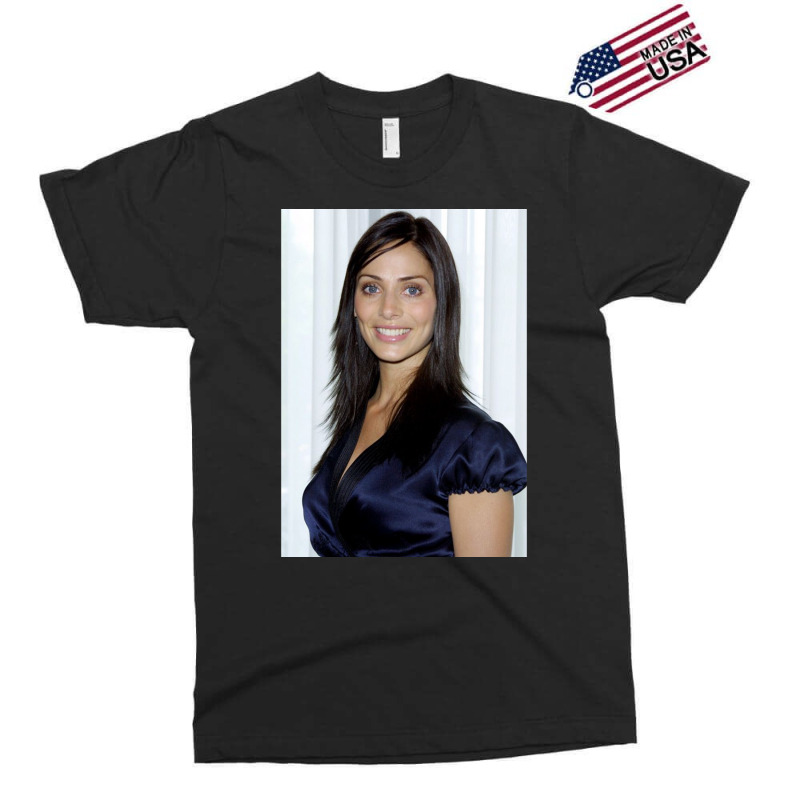 Natalie Imbruglia  , Gift For Girlfriend  , Natali Exclusive T-shirt by KochDestines | Artistshot