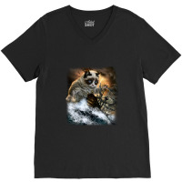 Persian Kraken Cat Attacking Ship Gifts V-neck Tee | Artistshot