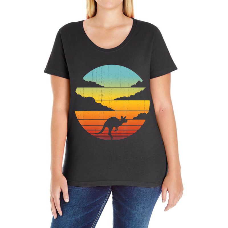 Kangaroo Retro Vintage Style 60s 70s Men Women Gif Ladies Curvy T-Shirt by mheny | Artistshot