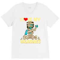 I Love My Mummies! Funny Halloween Gift For Lgbtq V-neck Tee | Artistshot