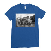 Alnwick Castle In Black And White 1 Ladies Fitted T-shirt | Artistshot