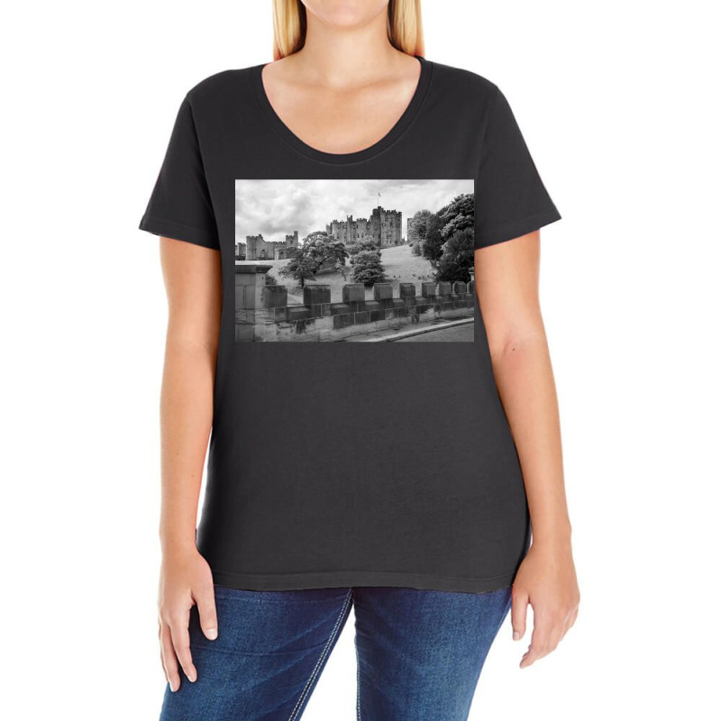 Alnwick Castle In Black And White 1 Ladies Curvy T-Shirt by cobelldanishr | Artistshot