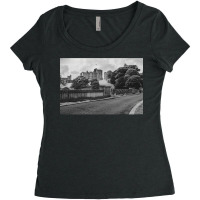 Alnwick Castle In Black And White Women's Triblend Scoop T-shirt | Artistshot