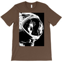 Ripley Black N White T-shirt | Artistshot