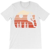 Bouldering Mountains Climber Rock Climbing Green T-shirt | Artistshot