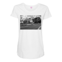 Alnwick Castle In Monochrome Maternity Scoop Neck T-shirt | Artistshot