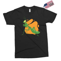 Praying Mantis Cute Exclusive T-shirt | Artistshot