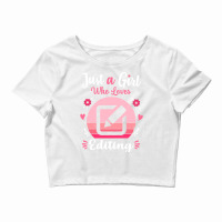 Just A Girl Who Loves Editing Pink Retro Vintage G Crop Top | Artistshot