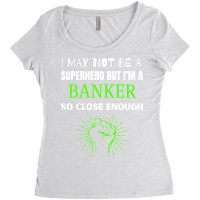 Banker Travel Vintage Women's Triblend Scoop T-shirt | Artistshot