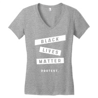 Simple Black Lives Matter In Black And White Letters - Protest Gifts Women's V-neck T-shirt | Artistshot