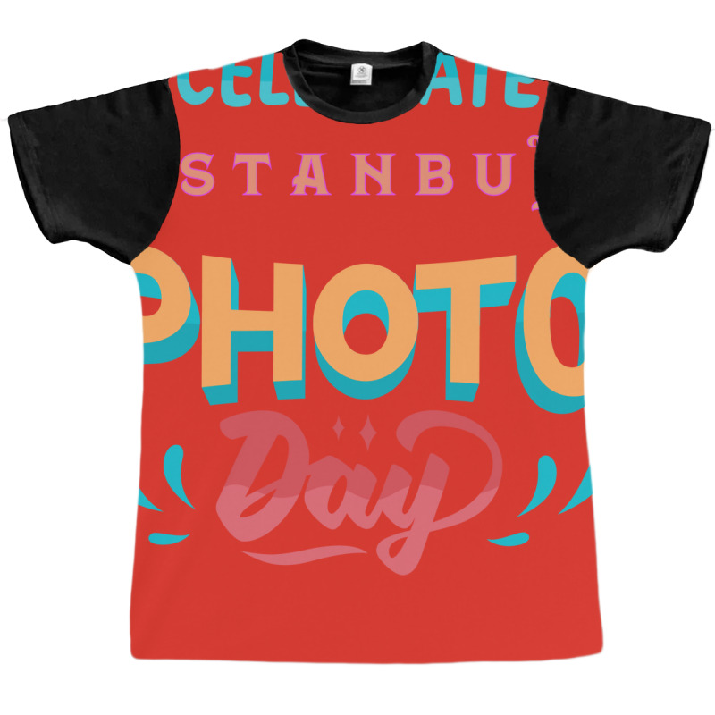 Istanbul Photo Day Red Graphic T-shirt by dergiakcjaj | Artistshot