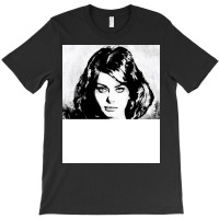 Sophia Aesthetic T-shirt | Artistshot