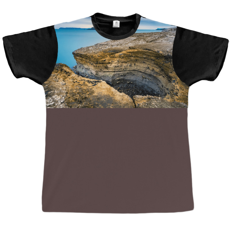 The Keyhole Rock Graphic T-shirt | Artistshot