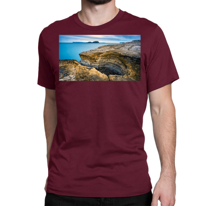 The Keyhole Rock Classic T-shirt | Artistshot