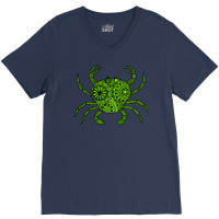 Mandala Crab Green And Black Travel V-neck Tee | Artistshot