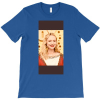 Gwendoline Christie Emmy Look T-shirt | Artistshot