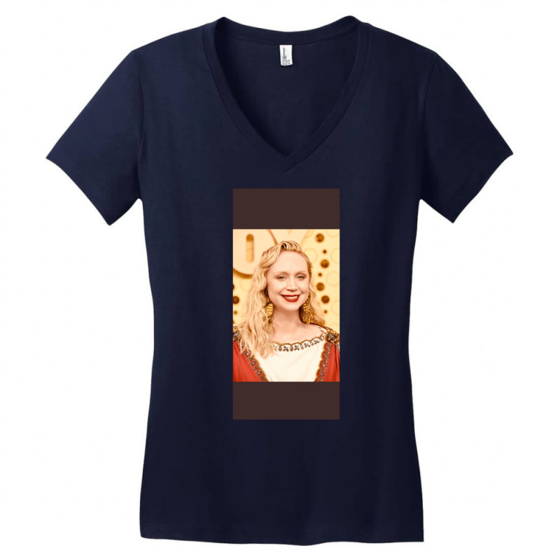 Gwendoline Christie Emmy Look Women's V-Neck T-Shirt by livotischmida | Artistshot