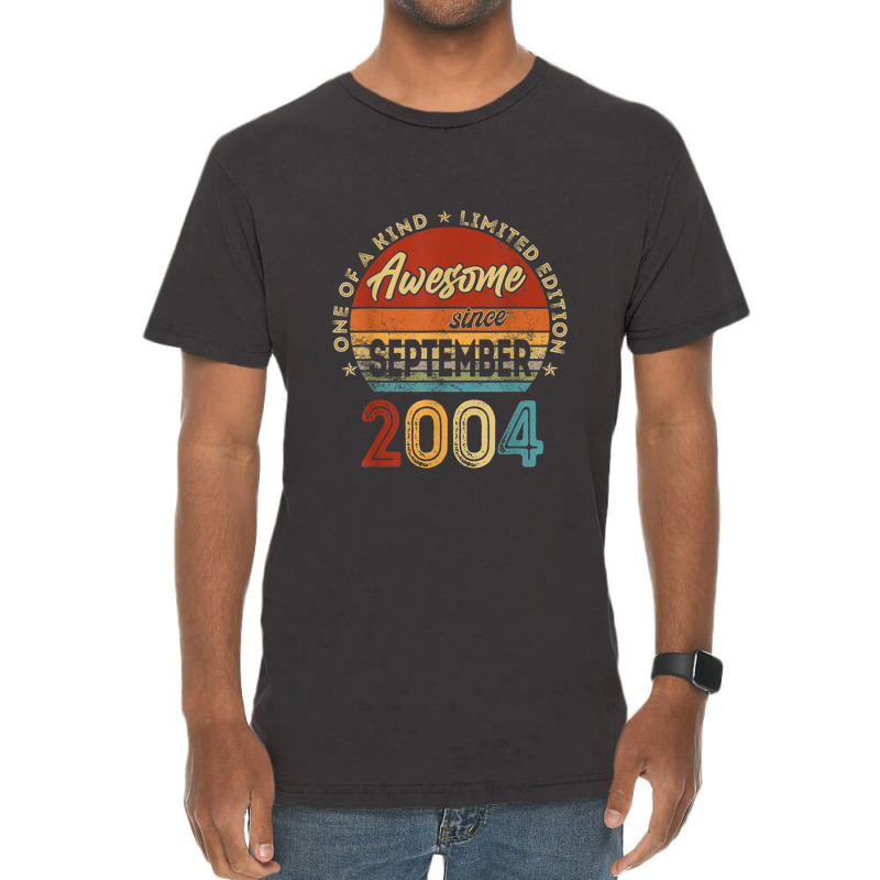 18 Year Old Gifts Awesome Since September 2004 18t Vintage T-shirt | Artistshot