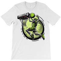 Alien Dunk Basketball Retro Style T-shirt | Artistshot