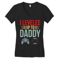 1st Time Dad Est 2022 New First Fathers Gaming Dad Women's V-neck T-shirt | Artistshot