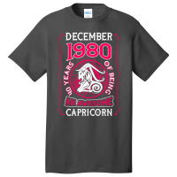 December 1980 40 Years Of Being Capricorn Basic T-shirt | Artistshot