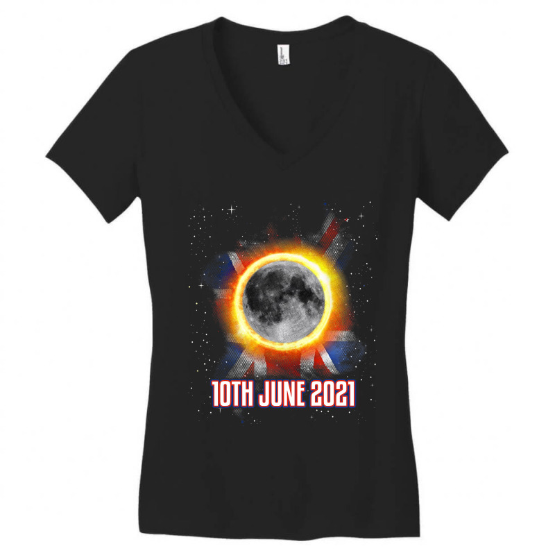 Total Partial Eclipse Shirt June 10 Uk British Lun Women's V-Neck T-Shirt by MenachemArteaga | Artistshot