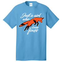 Girl Loves Foxes Basic T-shirt | Artistshot