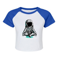 Astronaut Meditation Raglan Crop Top | Artistshot