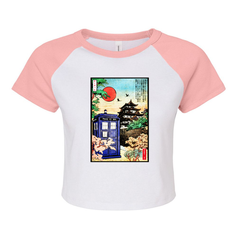 Tardis In Japan Raglan Crop Top | Artistshot