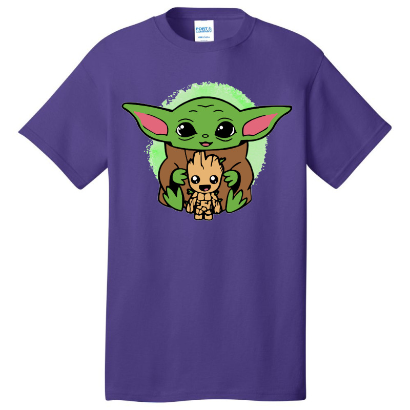 Baby Yoda And Wood Basic T-shirt | Artistshot