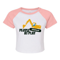 Cat People At Play Raglan Crop Top | Artistshot