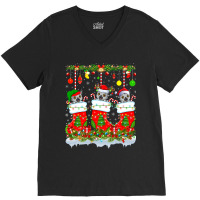 Funny Lemur In Xmas Socks Lights Lemur Christmas V-neck Tee | Artistshot