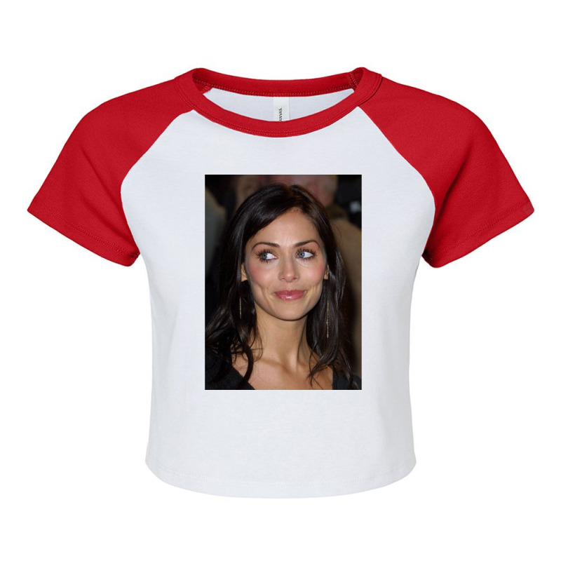 Natalie Imbruglia  Gift For Girlfriend  Natalie Imbruglia Lover Stic Raglan Crop Top by CAMMIGRAHAM | Artistshot