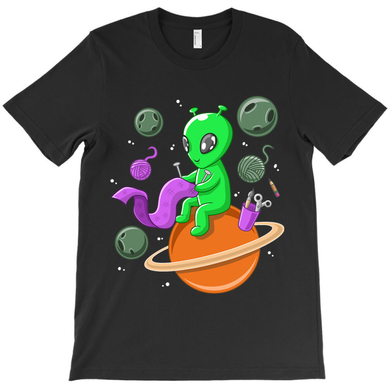 Space Craft Funny Alien Believer Crafting Expert G T-shirt | Artistshot