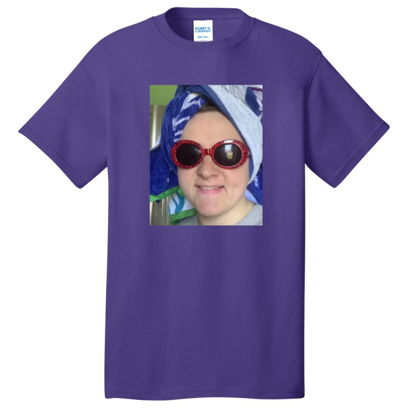 Lewis Capaldi - Sunglasses .png Basic T-shirt | Artistshot