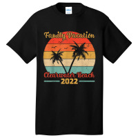 Vintage Style Family Vacation 2022 Florida Clearwater Beach Basic T-shirt | Artistshot